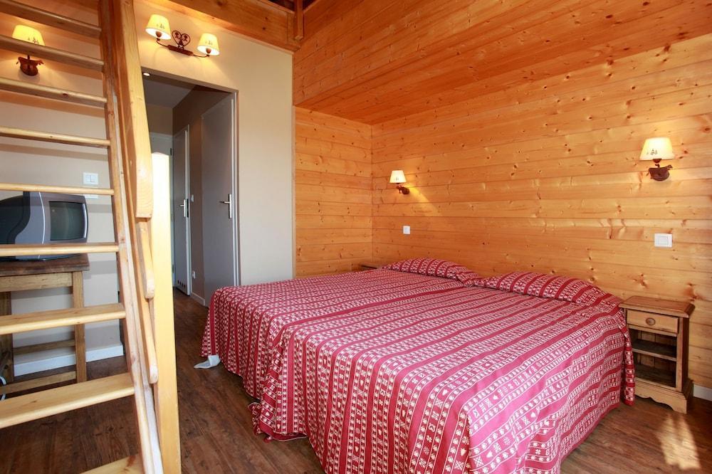 Village Vacances Le Grepillon Les Rousses Bagian luar foto