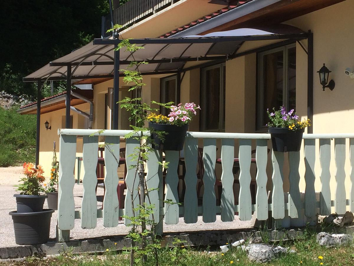 Village Vacances Le Grepillon Les Rousses Bagian luar foto